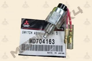 INTERRUPTOR DEL INDICADOR DE TRACCION 4X4