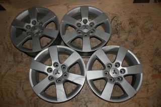 JUEGO DE LLANTAS DE ALUMINIO 7x18