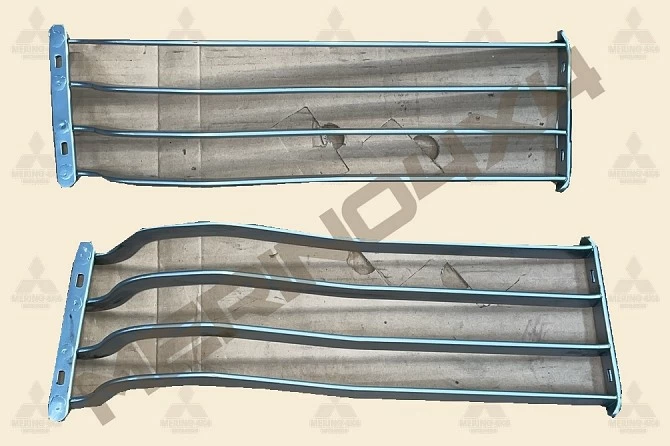 KIT DE REJILLAS PROTECTORAS PARA LOS FAROS DELANTEROS