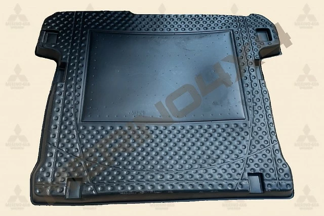 BANDEJA O TAPETE PARA EL MALETERO