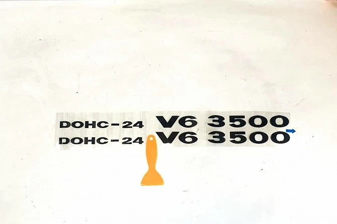 PEGATINA LATERAL DOHC-24 V6 3500 (NEGRO)