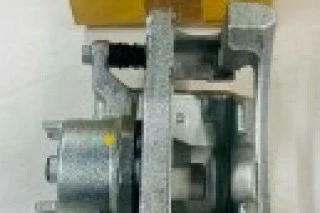 PINZA DE FRENO DELANTERA IZQUIERDA