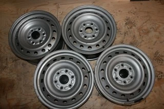 JUEGO DE LLANTAS DE ACERO  7x17 