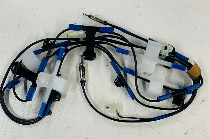 ALIMENTADOR DE ANTENA