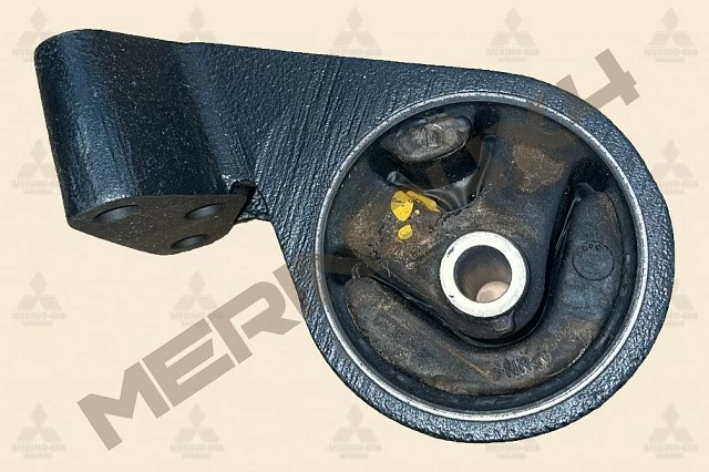 SOPORTE DE MOTOR DELANTERO DERECHO