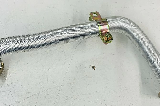 TUBERIA DE LA VALVULA DE EGR