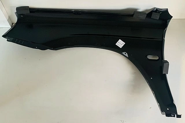 ALETA DELANTERA DERECHA L200 GLS