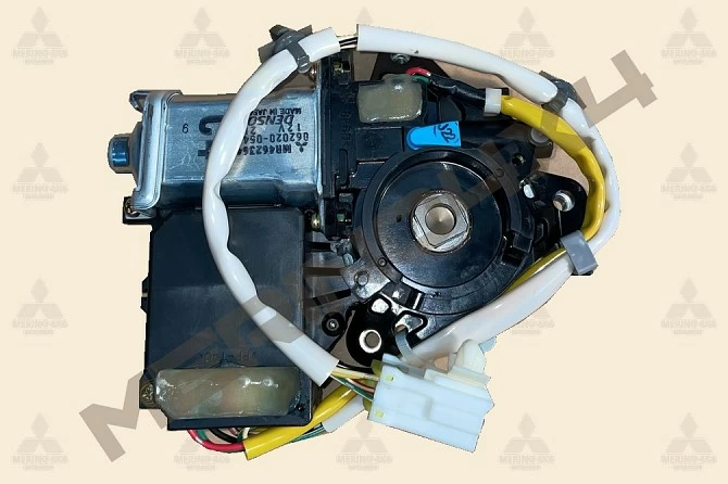 MOTOR DEL ELEVALUNAS EL�CTRICO