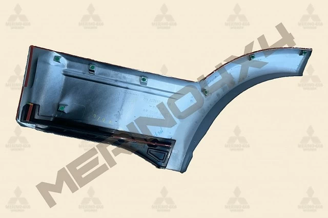 MOLDURA PARA LA PUERTA TRASERA DERECHA