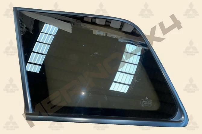 CRISTAL DE LA VENTANA LATERAL TRASERA IZQUIERDA