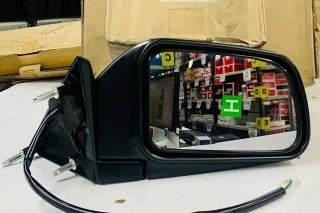 ESPEJO RETROVISOR DERCECHO