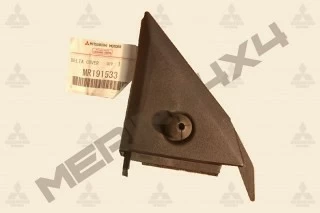 EMBELLECEDOR INTERIOR TRIANGULAR DEL RETROVISOR LADO IZQUIERDO