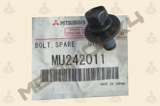 TORNILLO PARA EL SOPORTE DE LA RUEDA DE REPUESTO