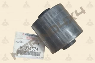 SILENTBLOCK DEL BRAZO OSCILANTE DERECHO