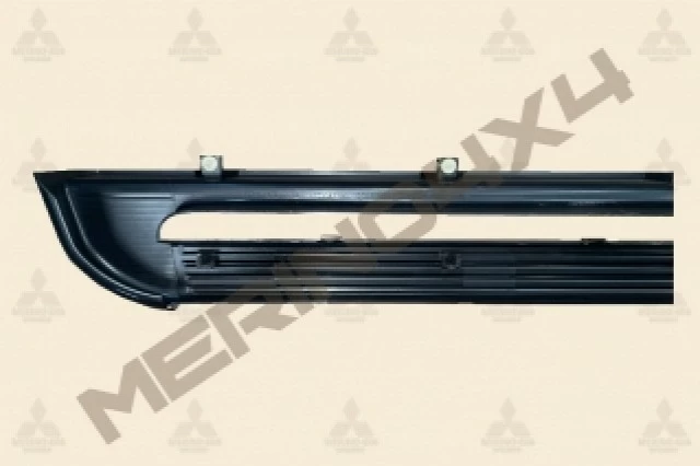 ESTRIBO LATERAL DERECHO