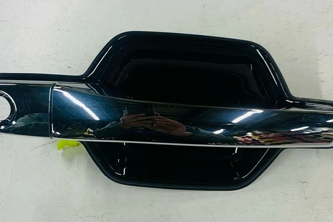 TIRADOR EXTERIOR IZQUIERDO