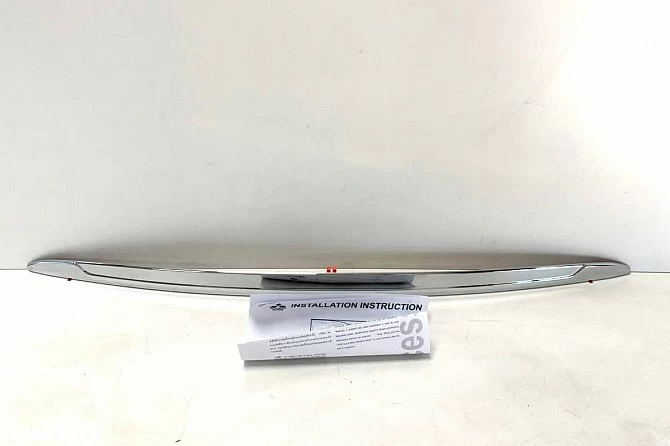 EMBELLECEDOR CROMADO PUERTA MALETERO