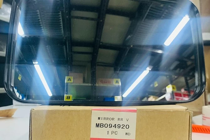 ESPEJO RETROVISOR DERECHO FUSO