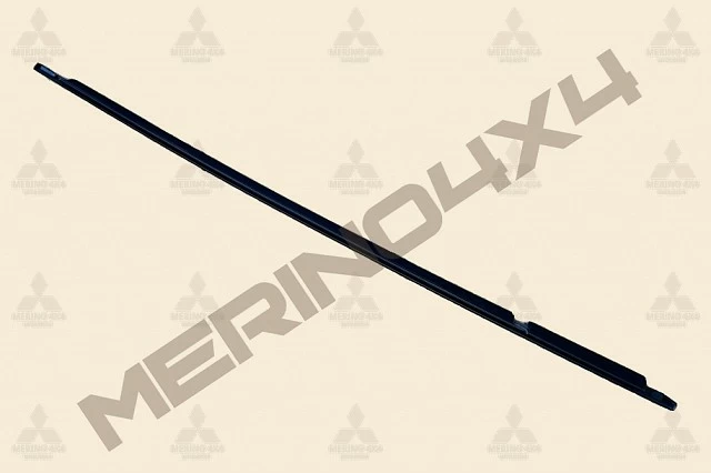 MOLDURA DE LA VENTANILLA DE LA PUERTA DELANTERA IZQUIERDA