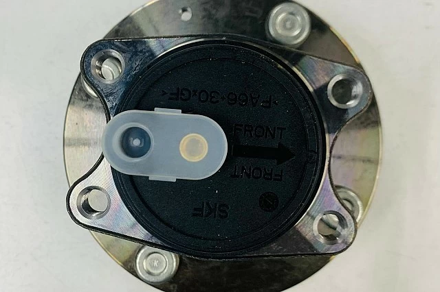 JUEGO DE COJINETE DE RUEDA EJE TRASERO