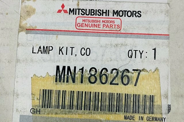 PILOTO TRASERO IZQUIERDO EXTERIOR PARA COLT