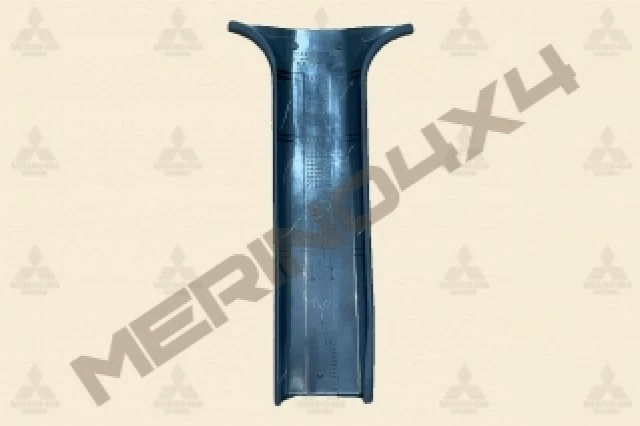 MOLDURA INFERIOR DEL PILAR CENTRAL IZQUIERDO