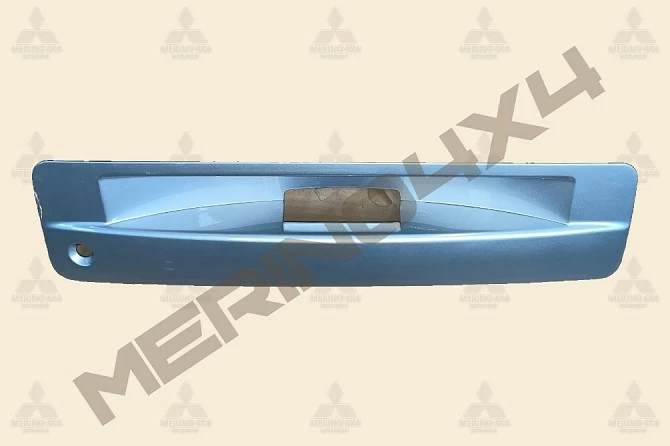 GUARNICI�N PORTON TRASERO