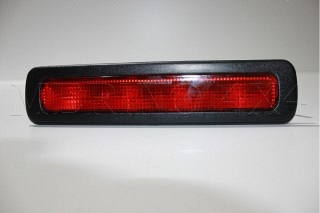 3 LUZ DE FRENO DEL PORTN