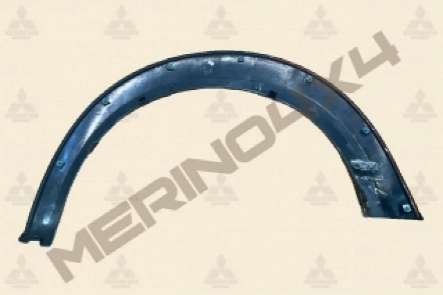 MOLDURA DE PASO DE RUEDA TRASERO DERECHO