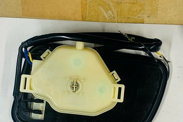 ESPEJO CALEFACTABLE PARA COLT