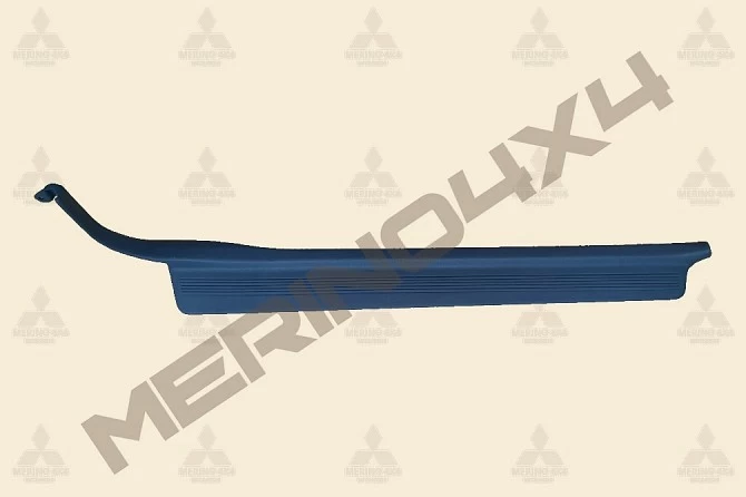 PLACA DE UMBRAL DE PUERTA DELANTERA IZQUIERDA