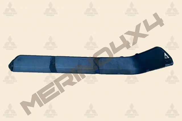 MOLDURA LATERAL PARA EL PARACHOQUES TRASERO DERECHO