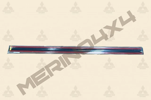 MOLDURA CROMADA PARA PUERTA