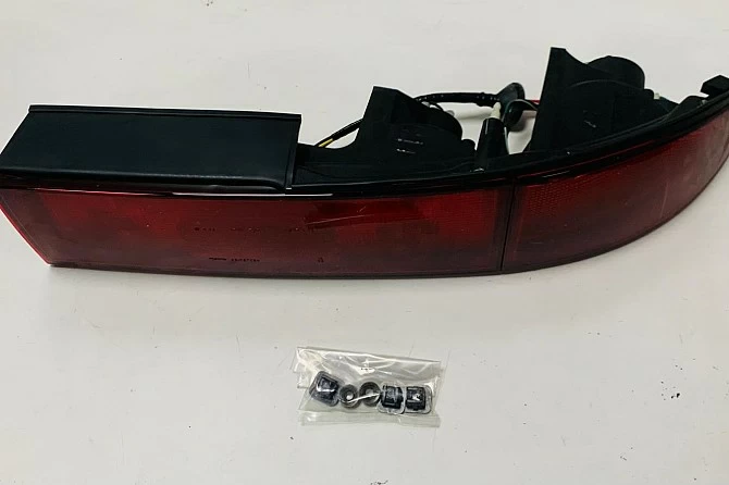 PILOTO TRASERO DERECHO PARA 3000GT