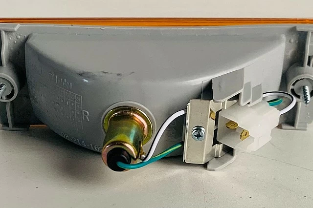 INTERMITENTRE DELANTERO DERECHO