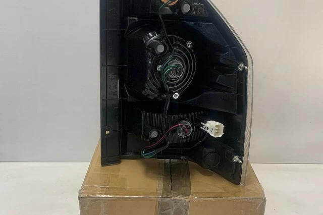 PILOTO TRASERO IZQUIERDO