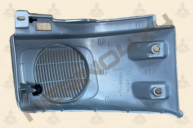 REJILLA DEL ALTAVOZ DELANTERO DERECHO