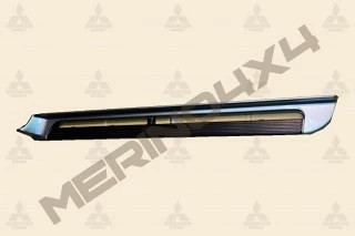 MOLDURA DE ESTRIBO LATERAL DERECHO