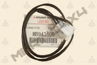 CONECTOR DEL FARO DELANTERO