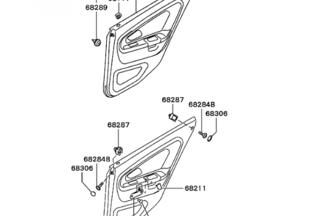 GUARNICI�N DE LA PUERTA TRASERA DERECHA