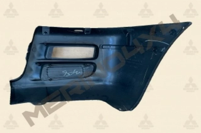 ESQUINA DERECHA DEL PARACHOQUES DELANTERO