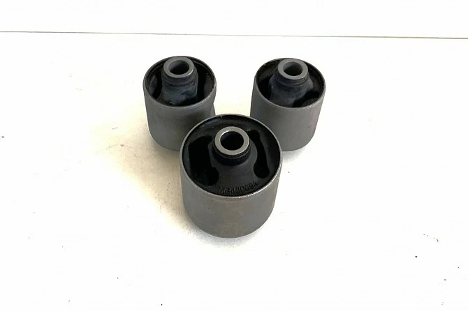 KIT SILENTBLOCKS GRUPO DELANTERO