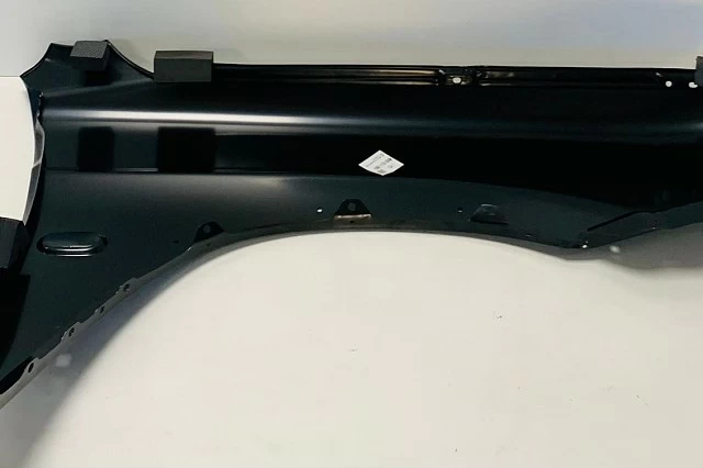 ALETA DELANTERA IZQUIERDA L200 GLS