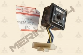 INTERRUPTOR DE MOVIMIENTO DE RETROVISORES ELECTRICOS