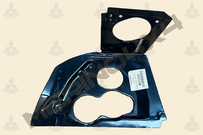 PLACA DE PROTECCI�N DEL GUARDABARROS DERECHO (FENDER SHIELD PLATE, RH)
