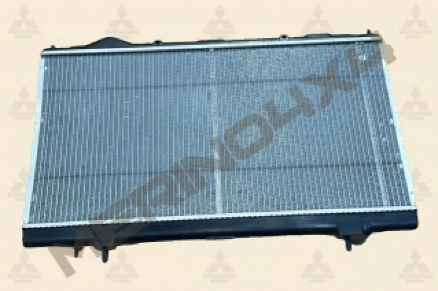 RADIADOR DE REFRIGERACI�N DEL MOTOR