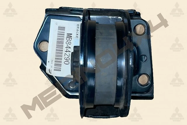 SOPORTE DE MOTOR TRASERO