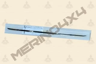 PROTECTOR CROMADO PARA EL BORDE DEL PORT�N TRASERO