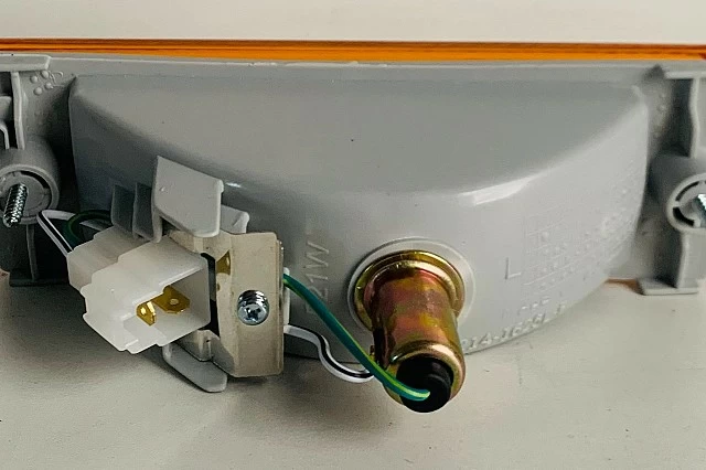 INTERMITENTE DELANTERO IZQUIERDO